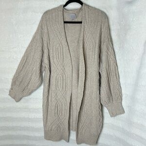 Gypsy cloud oversized cardigan oatmeal size large.